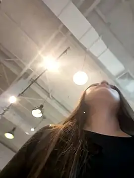 Isabella21  online show from September 23, 2025, 10:06 pm