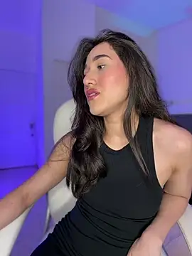 julieta jhonss online show from June 5, 2026, 2:16 am