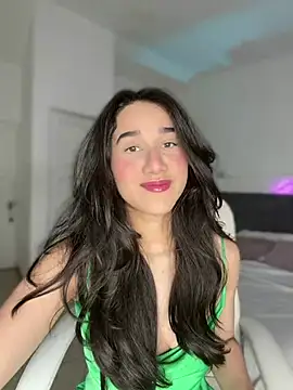 Snapshot of julieta_jhonss chatting on July 3, 2026, 3:24 am julieta jhonss online show from July 3, 2026, 3:24 am