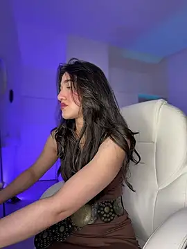 Snapshot of julieta_jhonss chatting on June 6, 2026, 2:17 am julieta jhonss online show from June 6, 2026, 2:17 am