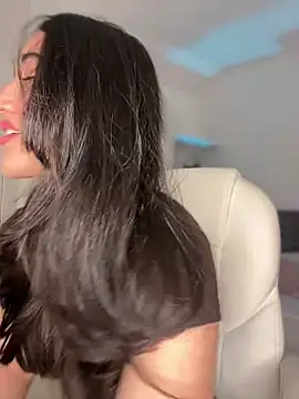 julieta jhonss online show from March 5, 2026, 1:57 am