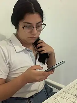 Velma star online show from October 8, 2025, 11:12 am