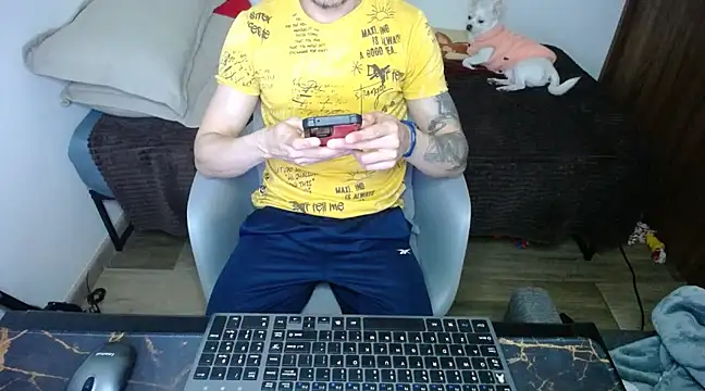 Snapshot of bossking017 chatting on March 7, 2025, 12:04 am bossking017 online show from March 7, 2025, 12:04 am