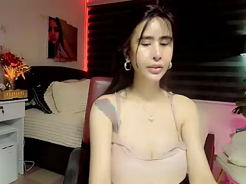 XhotcockcumXts online show from July 6, 2026, 2:13 pm