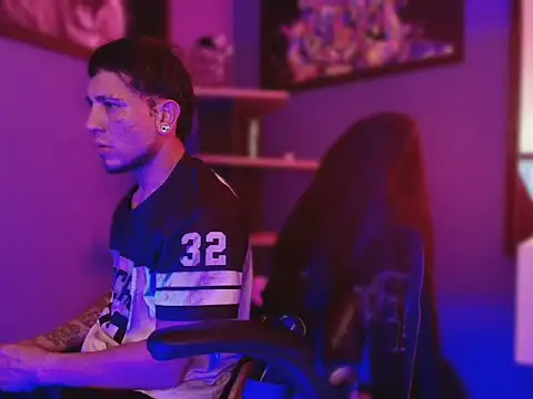 Snapshot of Thonixxx_mr chatting on March 25, 2026, 3:17 am Thonixxx mr online show from March 25, 2026, 3:17 am