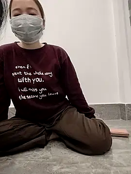 daisylouis online show from March 2, 2026, 10:11 am