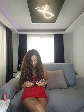 evasweett   online show from June 9, 2026, 3:13 pm