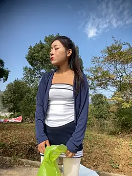 Xiao-meng66 online show from November 14, 2025, 3:32 am