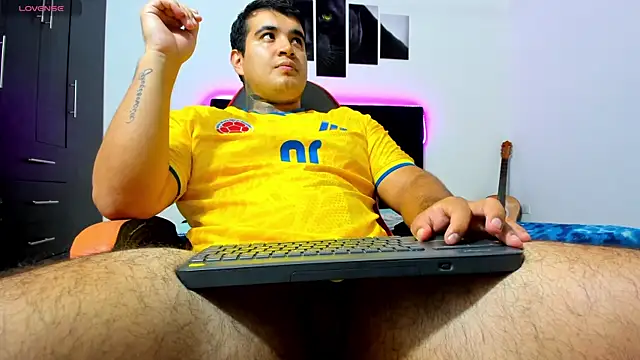 thiago  cp01 online show from July 24, 2026, 2:51 am