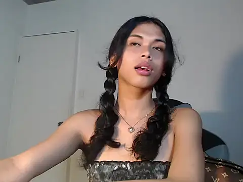 Snapshot of urcurlydiva chatting on October 29, 2025, 1:43 pm urcurlydiva online show from October 29, 2025, 1:43 pm