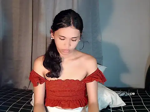 Snapshot of urcurlydiva chatting on January 7, 2026, 5:23 am urcurlydiva online show from January 7, 2026, 5:23 am