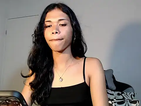 Snapshot of urcurlydiva chatting on October 10, 2025, 12:06 pm urcurlydiva online show from October 10, 2025, 12:06 pm