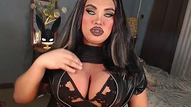 KitSmithCumerr online show from October 2, 2025, 2:42 pm