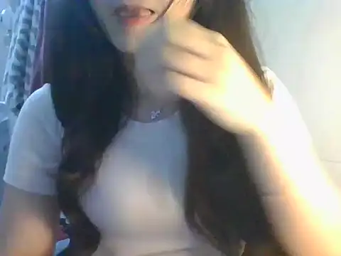 Linzly online show from November 14, 2025, 4:54 pm