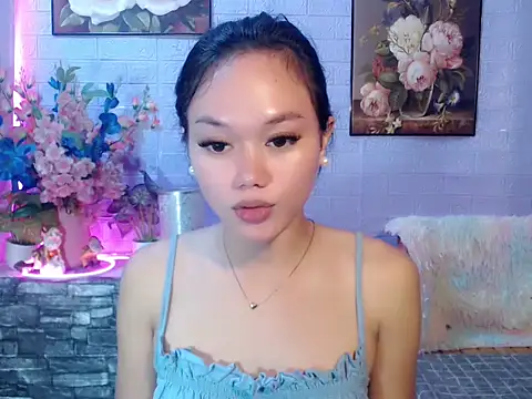 sexybabewarrior online show from July 18, 2026, 8:17 pm