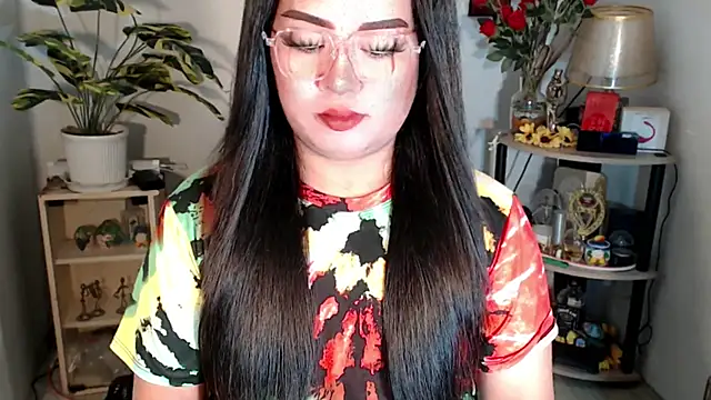 YourSweet-mich online show from September 24, 2025, 7:04 am