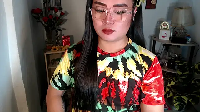 YourSweet-mich online show from September 13, 2025, 12:21 am