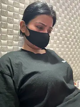Snapshot of Hot_Jaanvi_ chatting on June 12, 2026, 4:32 am Hot Jaanvi online show from June 12, 2026, 4:32 am
