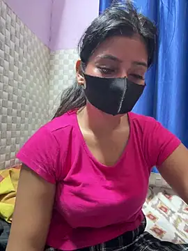 Snapshot of Hot_Jaanvi_ chatting on May 18, 2026, 2:01 am Hot Jaanvi online show from May 18, 2026, 2:01 am