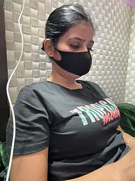 Hot Jaanvi  online show from April 30, 2026, 4:25 pm