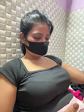 Snapshot of Hot_Jaanvi_ chatting on June 13, 2026, 3:26 am Hot Jaanvi online show from June 13, 2026, 3:26 am