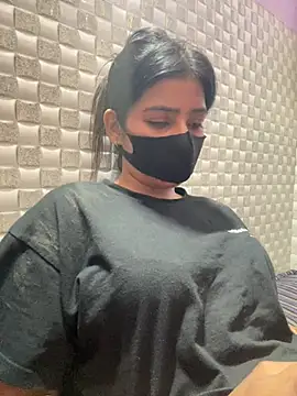 Snapshot of Hot_Jaanvi_ chatting on June 6, 2026, 4:12 pm Hot Jaanvi online show from June 6, 2026, 4:12 pm