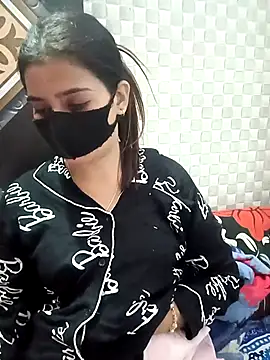 Hot Jaanvi  online show from November 7, 2025, 4:33 pm