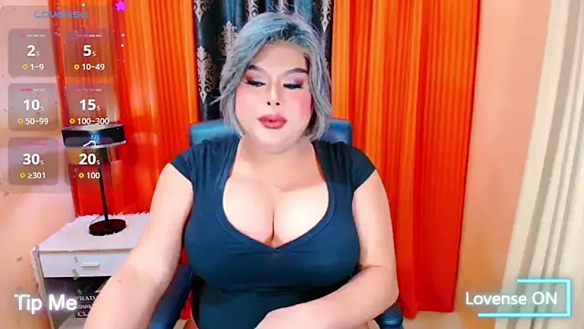 Aurora777  online show from October 31, 2025, 9:06 am