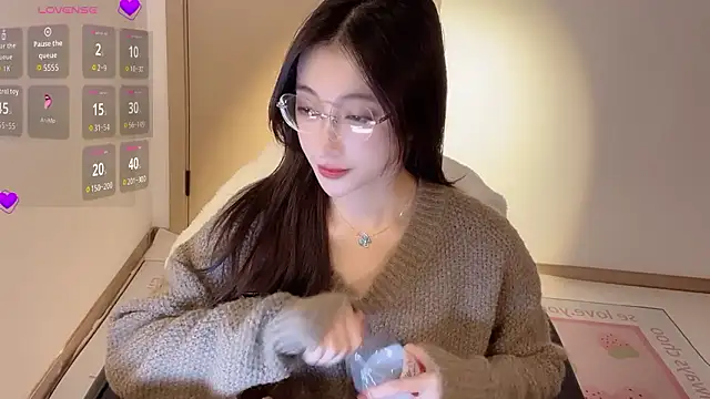 Seraphina-se online show from January 14, 2026, 6:11 pm