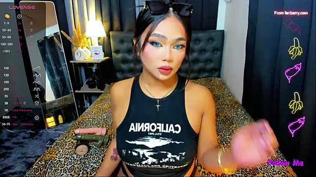 ScarletgraysonX online show from September 25, 2025, 4:18 am