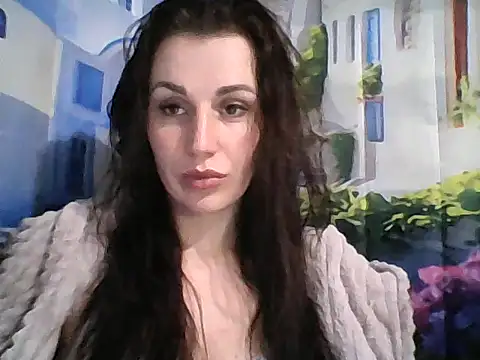 Qinini online show from February 25, 2026, 8:19 pm