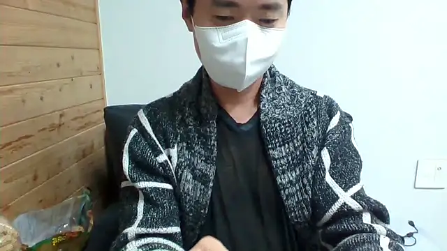  kinggun  online show from November 7, 2025, 4:55 pm