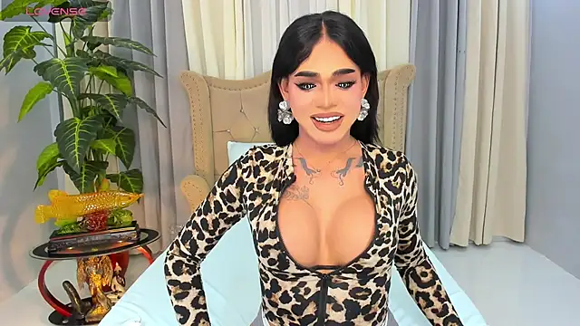 Snapshot of MochaliciousTransOnTop chatting on March 31, 2026, 4:53 pm MochaliciousTransOnTop online show from March 31, 2026, 4:53 pm