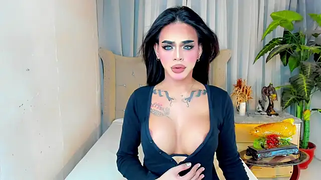 Snapshot of MochaliciousTransOnTop chatting on March 5, 2026, 1:46 am MochaliciousTransOnTop online show from March 5, 2026, 1:46 am