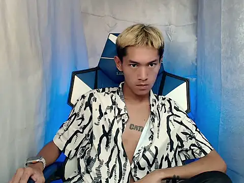 riks tyler online show from January 5, 2026, 5:27 pm