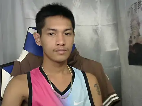 riks tyler online show from September 28, 2025, 1:29 pm