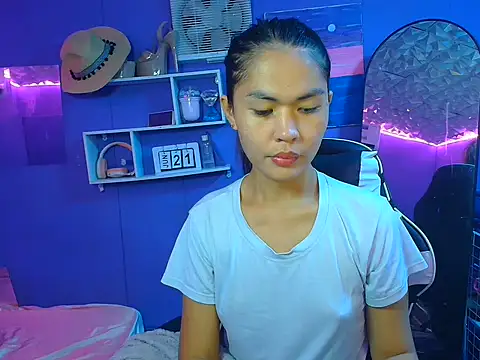 urgirljane online show from June 21, 2026, 2:50 am