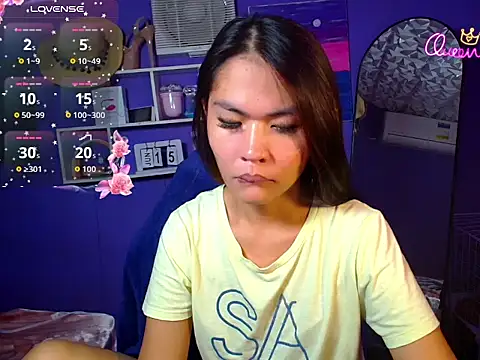 urgirljane online show from June 15, 2026, 2:50 pm