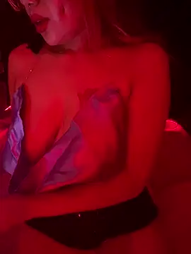 Miss June666 online show from April 27, 2026, 7:12 pm