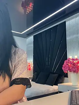 KenyaCruz online show from November 11, 2025, 6:58 pm