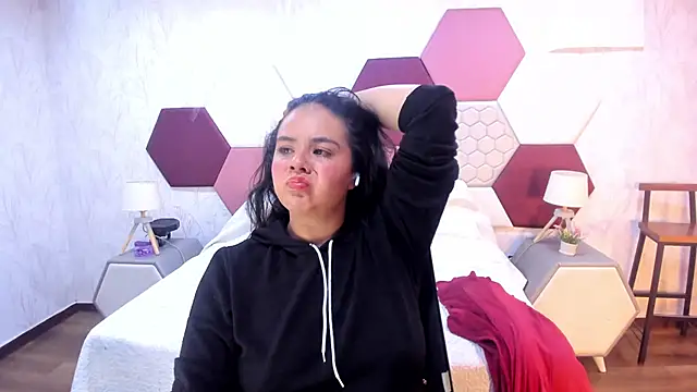 ArielleWilde online show from November 17, 2025, 4:16 am