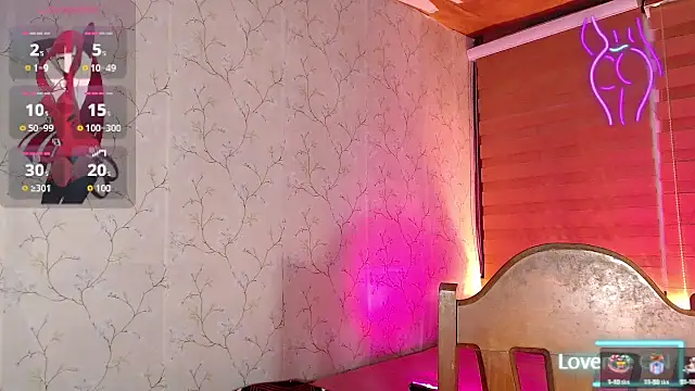 TssluttyNikka online show from September 19, 2025, 6:12 pm