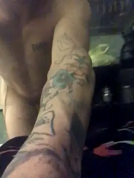 RivslRabbit online show from December 21, 2025, 11:56 am