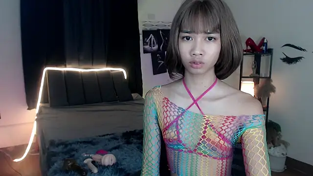 Lavictoriathegreat online show from March 13, 2026, 8:58 pm