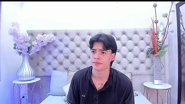 BenitoSaenz online show from November 19, 2025, 11:54 am