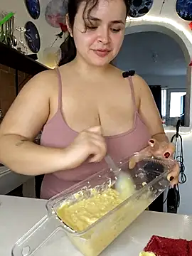 SeleneLuminari8 online show from June 12, 2026, 2:37 pm