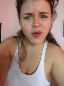 SeleneLuminari8 online show from June 7, 2026, 8:03 pm