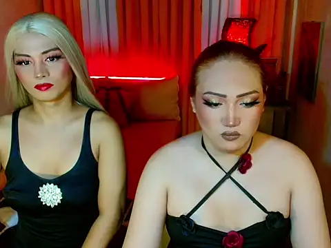 LillyLoveYou online show from July 17, 2026, 2:25 pm
