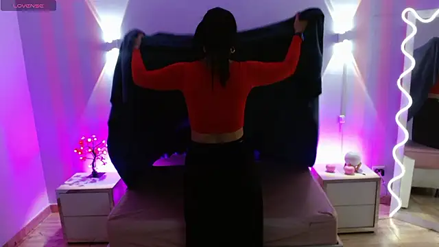 Rosalind tay online show from March 4, 2026, 11:18 am