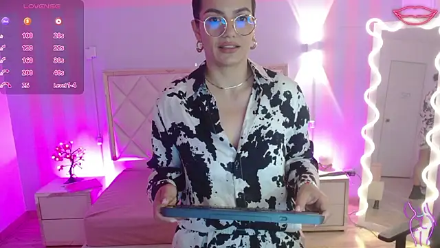 Rosalind tay online show from March 19, 2026, 11:32 am